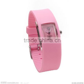 Made in China Silicon Quartz Watch Women Trending Hot Products Fashion Girl Silicon Watch