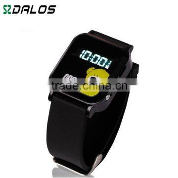 On sale cheap quad-band universal GSM students fast track watches kids gsm mini personal gps tracker