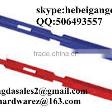 forming tie turnbuckle form aligner in concrete construction