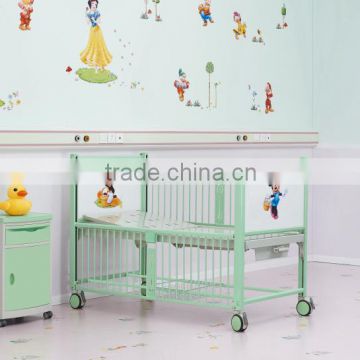 Single crank manual children bed Baby Birth Crib