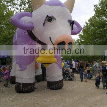 Giant Inflatable Cow Model