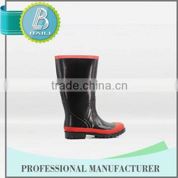 LADIES FASHION RUBBER RAIN BOOT