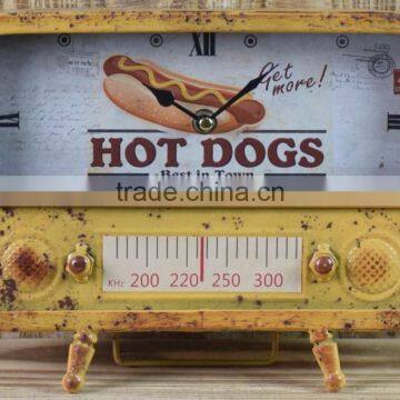 ANTIQUE YELLOW METAL RADIO SHAPE TABLE TOP CLOCK