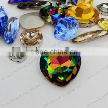 Fashionable Wholesale Heart Crystal Beads for Wedding Dresses photo-3