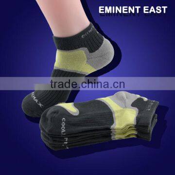 2014 new product super comfortable outdoor sport coolmax cotton running socks men socks women