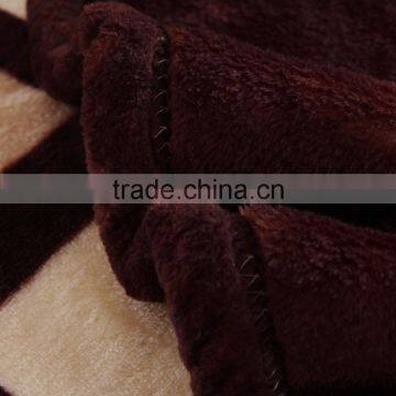 Chocolate Design Printed Fashionable Flannel Fleece Blanket photo-3