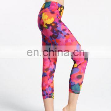 Custom Made Sublimation Yoga Pants Wholesale photo-3
