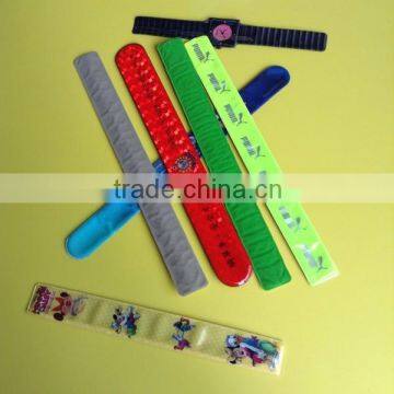 2015 Hot sales customized promotional reflective slap wrist bands