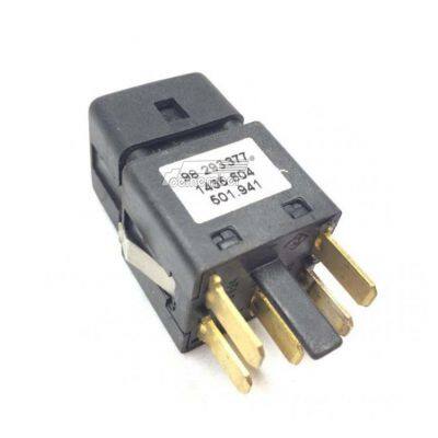 OE Member Electrical Switch 1435604 Air Condition Switch for DAF photo-2