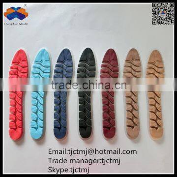 Different Type Fashionable Customized OEM PVC Soft Rubber Shoe Soles photo-4