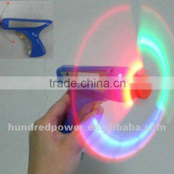 Flashing windmill gun with 4 leds