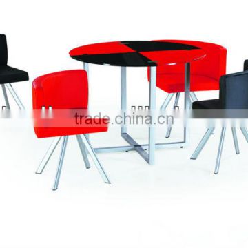 Tempered glass dining table