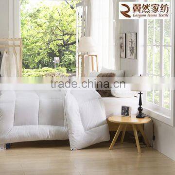 100% Polyester Fabric Hollowfiber Filled Comforter photo-3