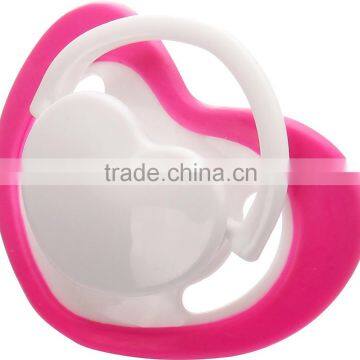 Hot-selling various color plastic baby pacifier holder