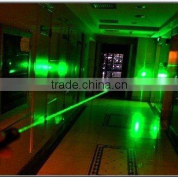 High Powered 300mW Green Laser Pointer with Adjustable Focus Burning Lazer