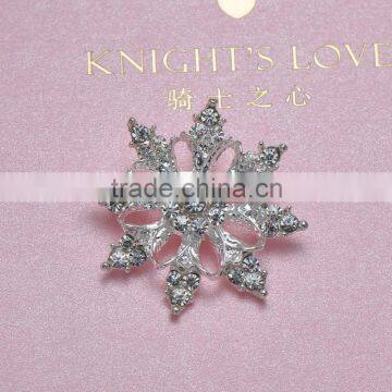 (M0354) 36mm diameter,metal rhinestone brooch, silver plating,with pin at back