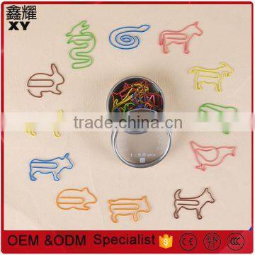 Hight Qulity amusement park promotional gifts custom logo metal chicken shape paper clips