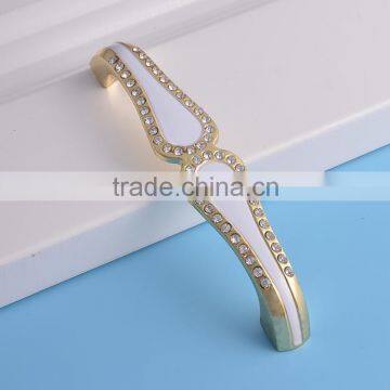 Wenzhou wholesale factory modern Kitchen furniture door crystal knobs and diamond wardrobe cabinet drawer pull handles