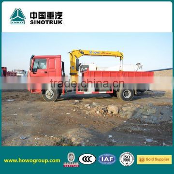 Sinotruk HOWO 4x2 Cargo Truck with Crane