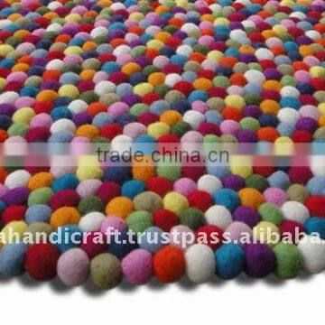 Felt Ball Rugs / Teppich