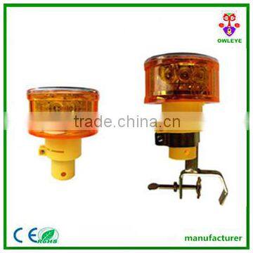 LED Solar Powered Temporary Road Light Used on Guardrail
