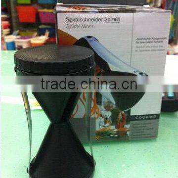 High Quality Commercial Tri-blade Plastic Spiral Vegetable Slicer photo-5