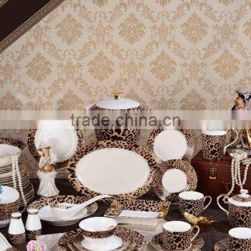 Leopard print pattern 6 people use 69pcs bone china dinnerware set