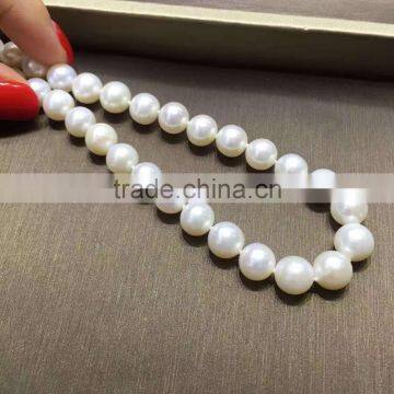 AAA 8-9mm white freshwater Pearl Necklace