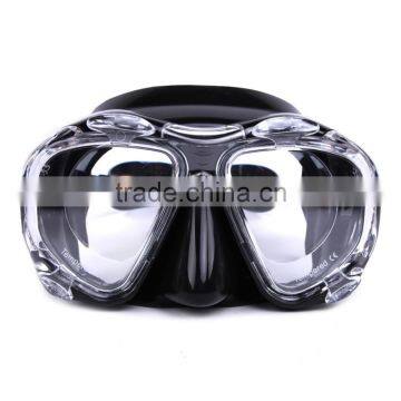 Silicone Diving Mask With 4 Tempered Glass Windows