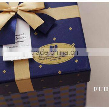 Подарочный картонный ящик для сувениров на вечеринку с большой лентой для упаковки конфет photo-4