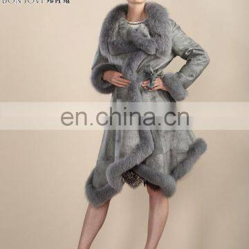 Classic Style Sheep Fur And Leather Garment Wonder Design Winter Ladies Fur Overcoat Sheepskin Fur Jacket