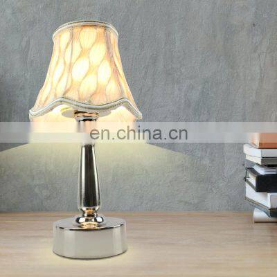 European style luxury living room gold and black manicure table lamp