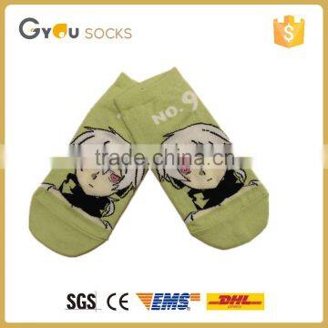 2016 OEM china custom vogue functional tight socks