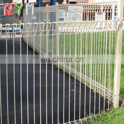 Brc Fence Wire Mesh Garden Roll Top Mesh Fence Panels photo-3