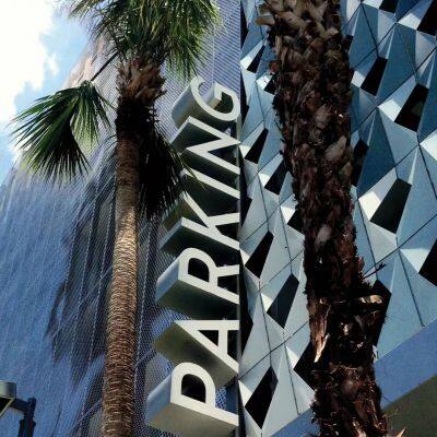 Outdoor Custom Stainless Steel Guide Plate Luminous Light Box Shopping Mall Spirit Fortress Guide Plate photo-5