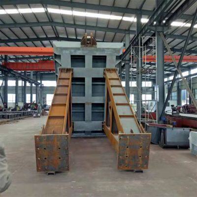 Uganda reservoir channel HXZ curved gate hydraulic-driven steel curved gate, curved hydraulic flood control flap gate