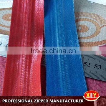 Shenzhen Xly Custom Lenght Custom Puller Waterproof Zipper photo-6