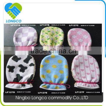 Factory price baby bath gloves