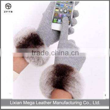 Wholesale Women fashion personalized cashmere smartphone gloves winter wool gloves with grey rabbit fur