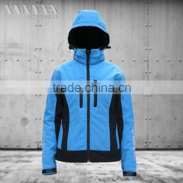 Hooded softshell jacket