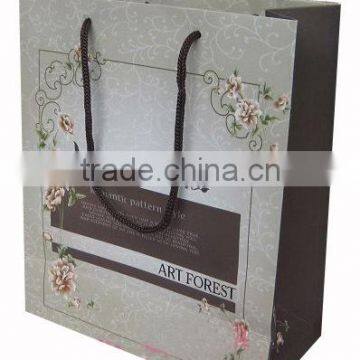 Art forest pattern hand bag / top-grade paper bag for grey color