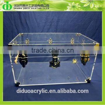 DDC-C058 Trade Assurance Lucite Trunk