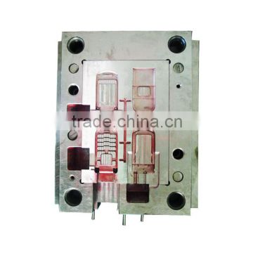 Molding plastic parts hot flow channel injection