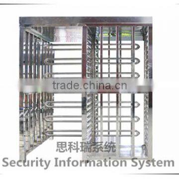 RFID access control with automatic turnstile mechanism