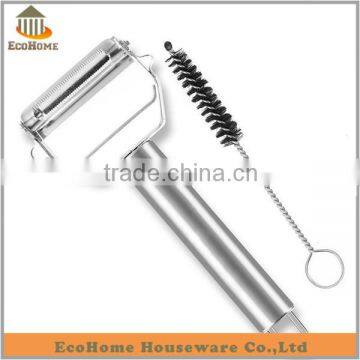 Stainless Steel julienne vegetable peeler with cleanning brush,julienne peeler