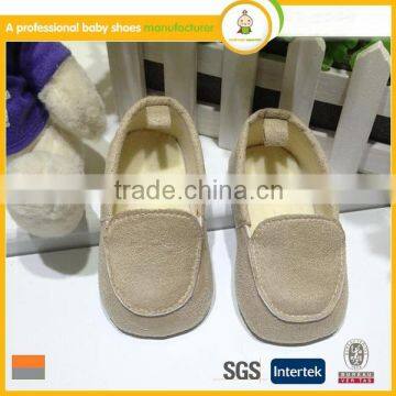 Super soft hot sale fashion simple style high quality suede material baby moccasins