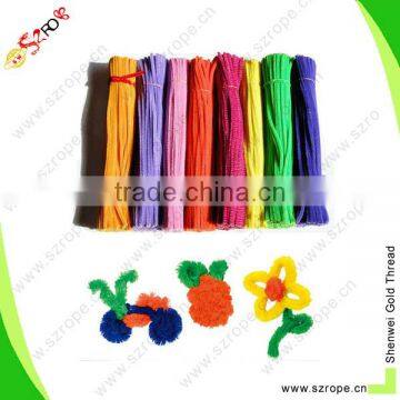 Chenille stem tinsel stem pipe cleaner