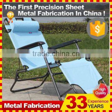 Lightweight folding beach lounge chair with various colour