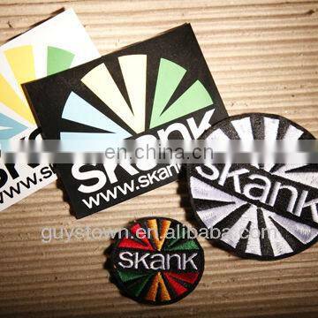 Custom Fashion Design Embroidery Woven Label for Garment photo-6