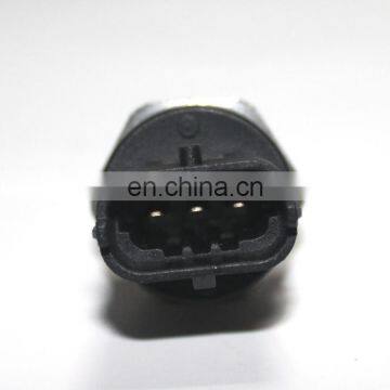 0281002863 Good Quality Fuel Rail Pressure Sensor photo-3